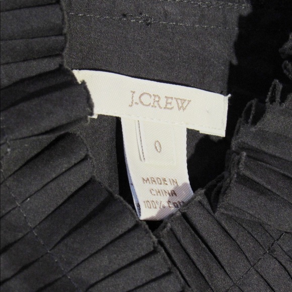 🦄 J Crew Ruffle Button Down Blouse - Picture 4 of 5